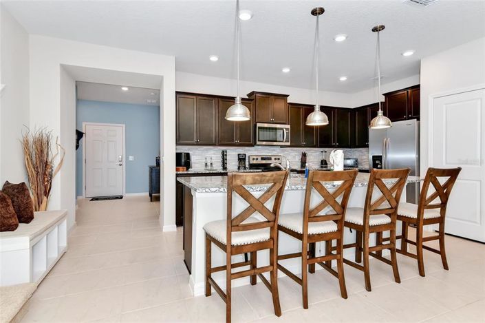 Image No.6-5 Bed Townhouse for sale