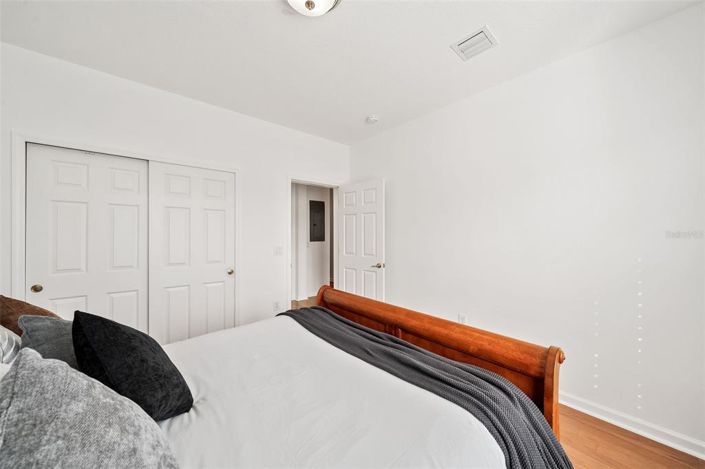 Image No.37-4 Bed Townhouse for sale