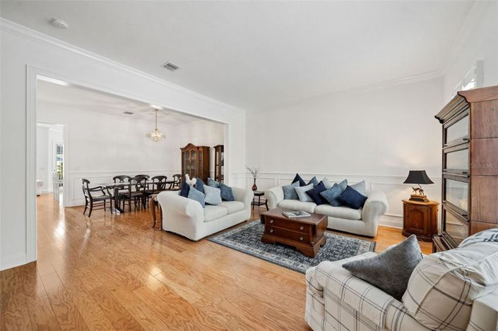 Image No.7-4 Bed Townhouse for sale