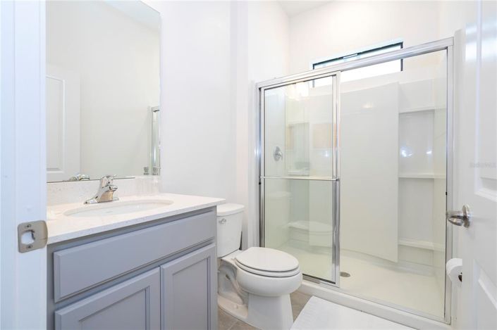 Image No.12-6 Bed Property for sale