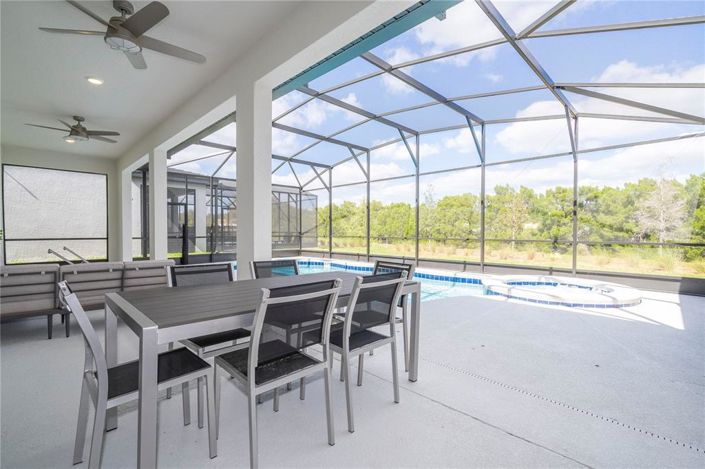 Image No.28-6 Bed Property for sale