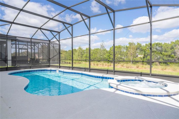 Image No.29-6 Bed Property for sale