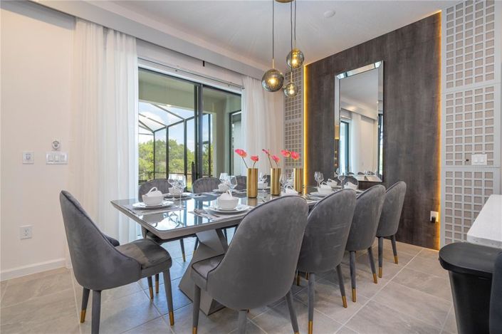 Image No.37-6 Bed Property for sale