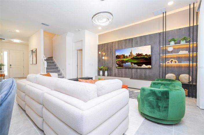 Image No.41-6 Bed Property for sale