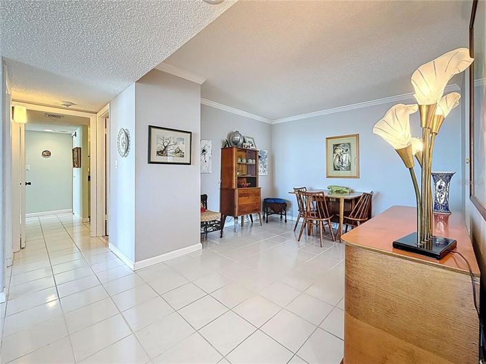 Image No.13-3 Bed Property for sale