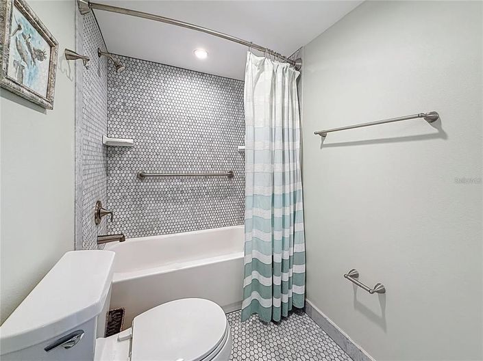 Image No.30-3 Bed Property for sale