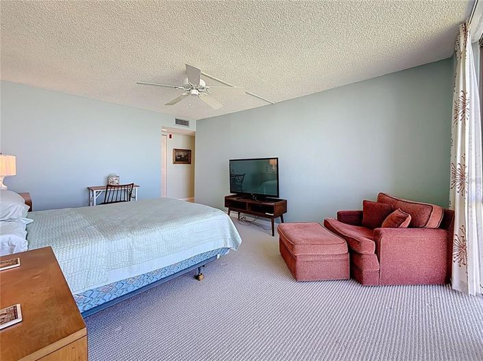 Image No.41-3 Bed Property for sale