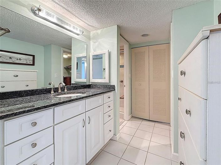 Image No.42-3 Bed Property for sale