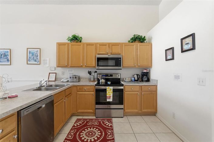 Image No.15-5 Bed Property for sale