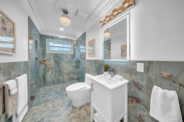 Image No.34-5 Bed Property for sale