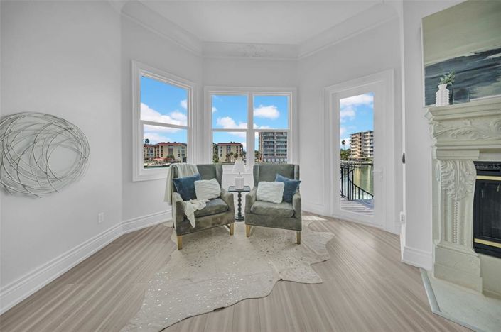 Image No.41-5 Bed Property for sale