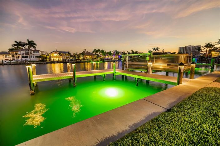 Image No.8-Propriété de 3 chambres à vendre à Sarasota