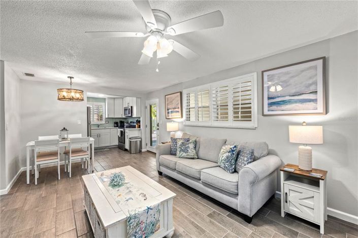 Image No.26-4 Bed Property for sale