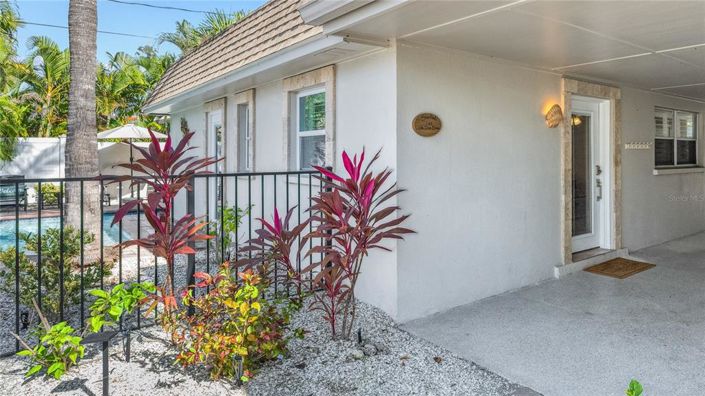 Image No.3-4 Bed Property for sale