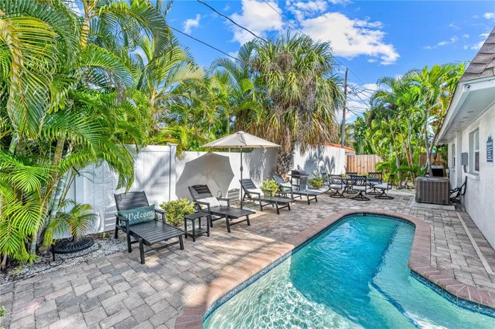 Image No.48-4 Bed Property for sale