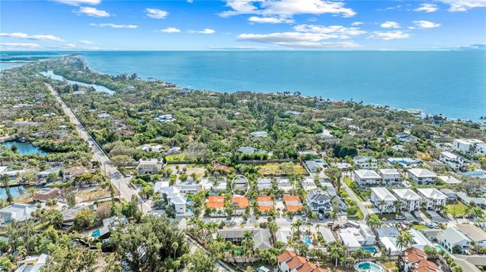 Image No.60-4 Bed Property for sale