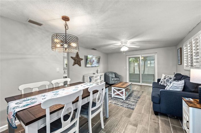 Image No.7-4 Bed Property for sale