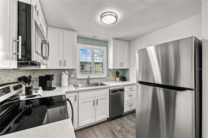 Image No.9-4 Bed Property for sale