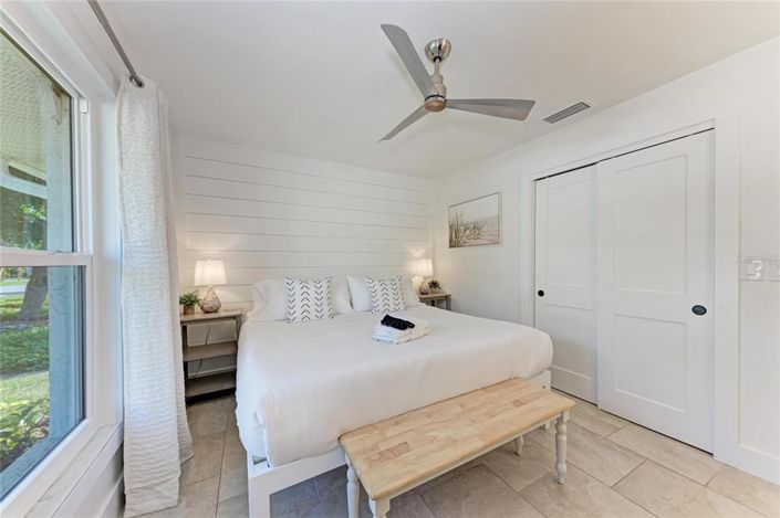 Image No.22-3 Bed Property for sale