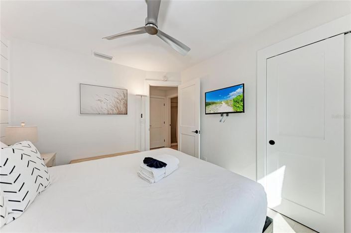 Image No.24-3 Bed Property for sale