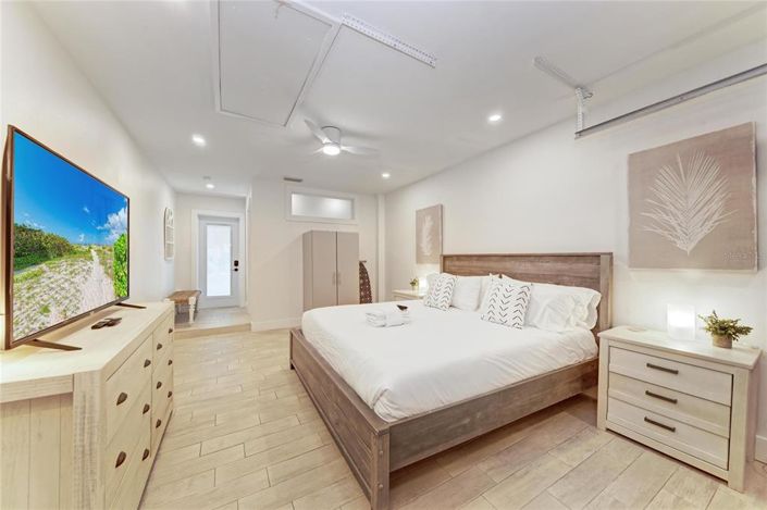 Image No.28-3 Bed Property for sale