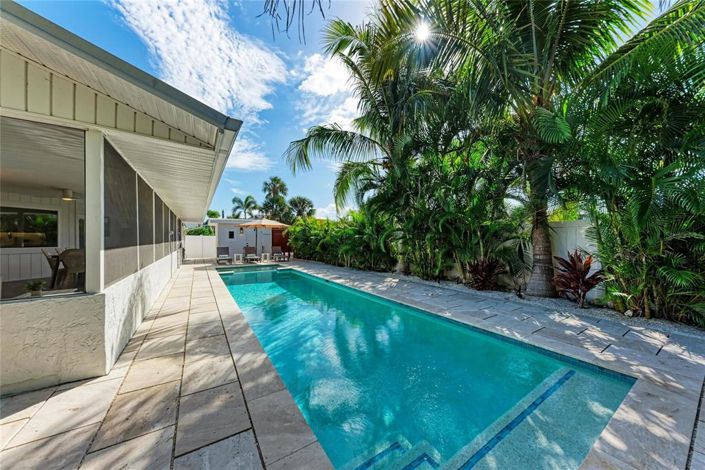 Image No.45-3 Bed Property for sale