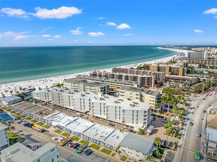 Image No.11-2 Bed Property for sale