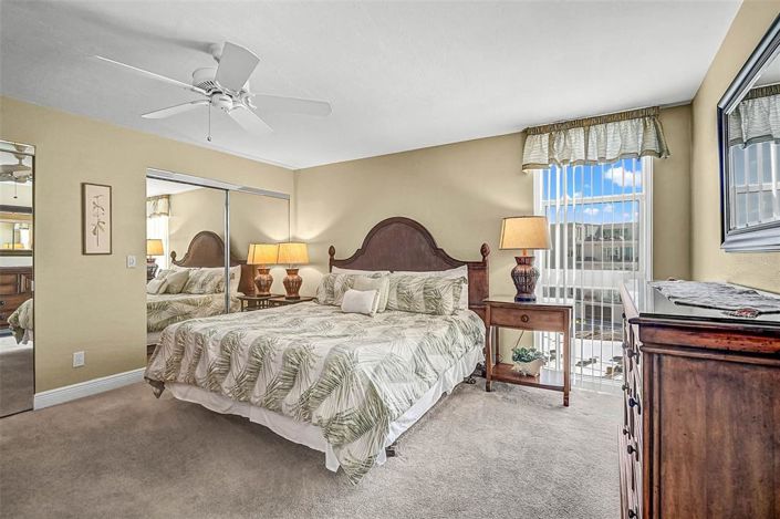 Image No.18-2 Bed Property for sale