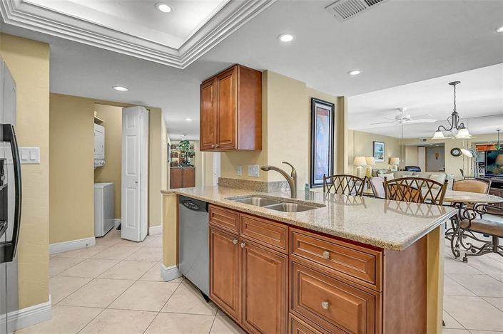 Image No.24-2 Bed Property for sale