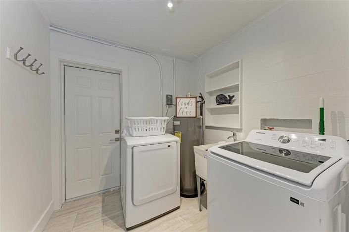 Image No.39-3 Bed Property for sale