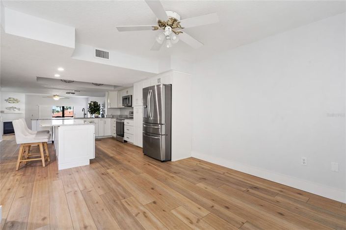 Image No.10-3 Bed Townhouse for sale