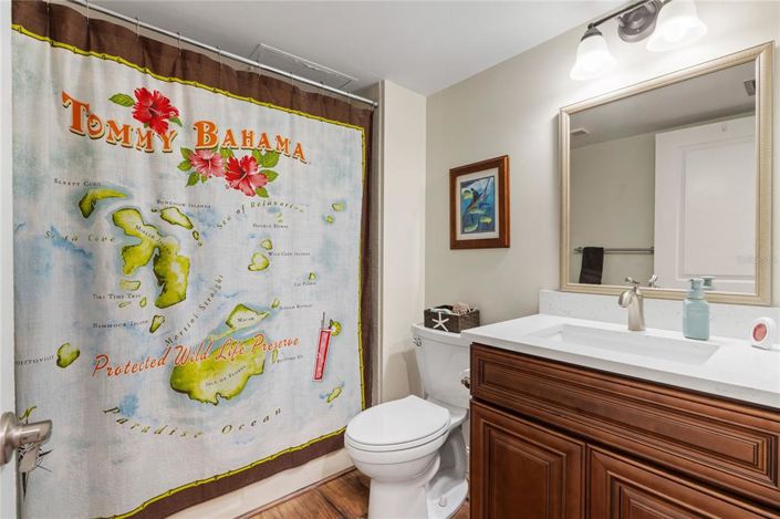 Image No.11-3 Bed Townhouse for sale