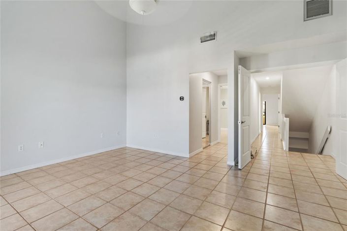 Image No.16-3 Bed Townhouse for sale