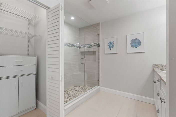 Image No.18-3 Bed Townhouse for sale