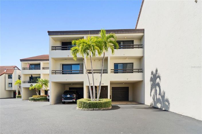 Image No.2-3 Bed Townhouse for sale