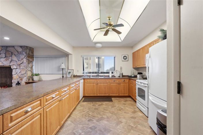 Image No.35-3 Bed Townhouse for sale