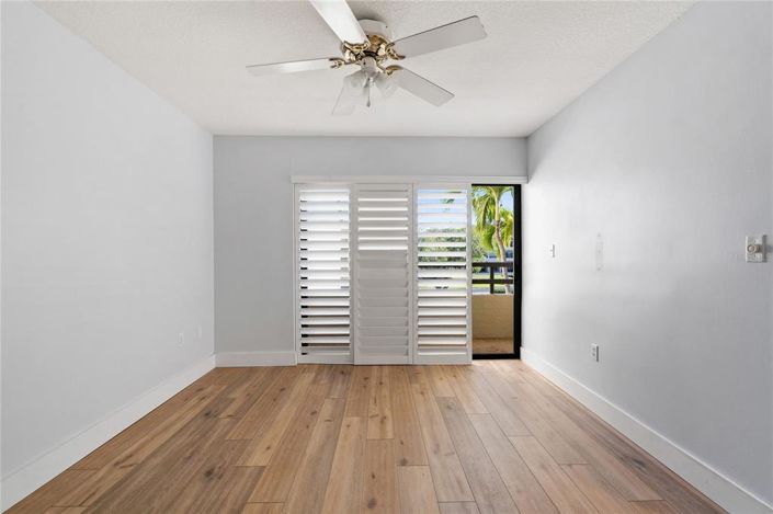 Image No.9-3 Bed Townhouse for sale