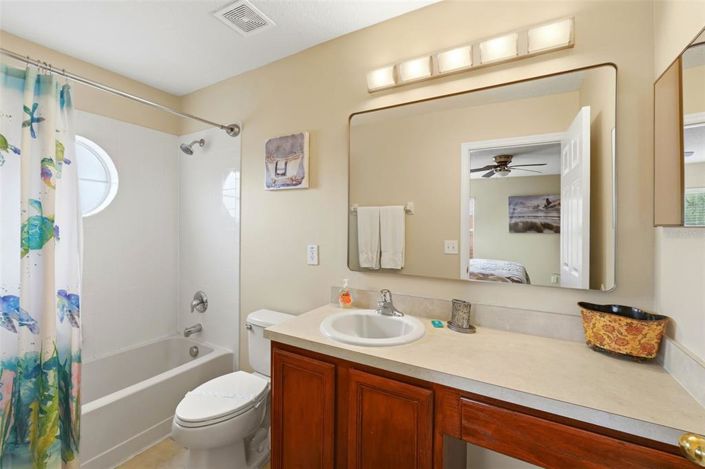 Image No.35-6 Bed Property for sale