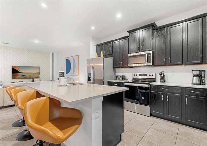 Image No.21-4 Bed Townhouse for sale