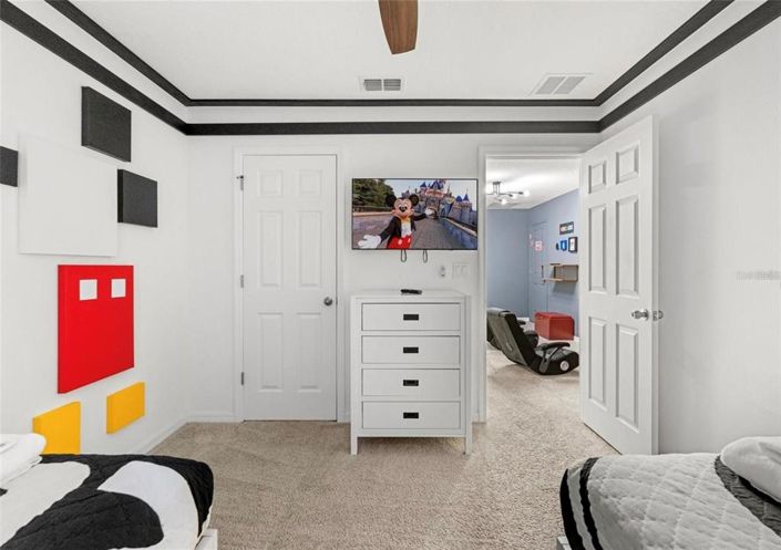 Image No.23-4 Bed Townhouse for sale