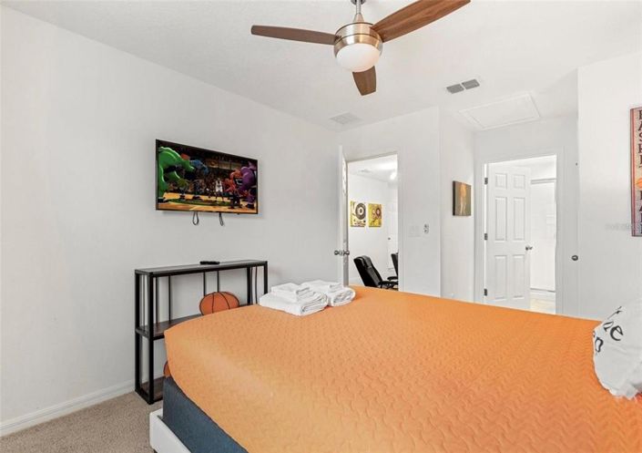 Image No.25-4 Bed Townhouse for sale