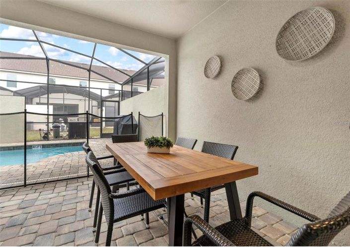 Image No.35-4 Bed Townhouse for sale