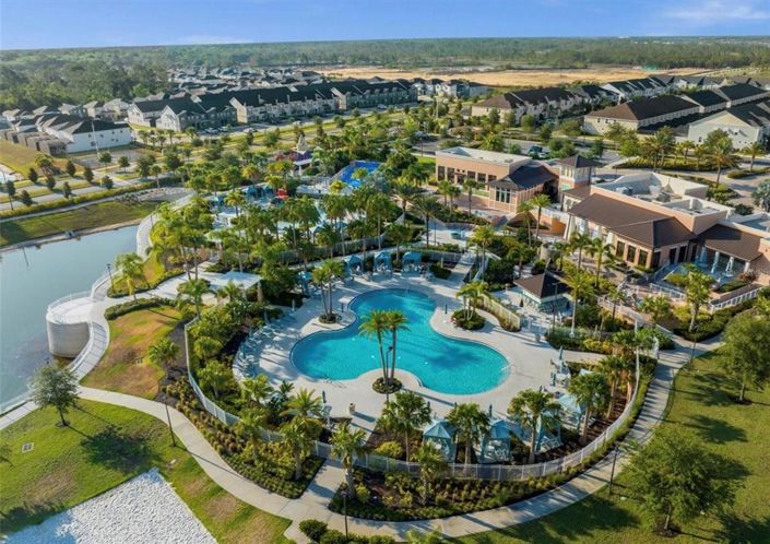 Image No.41-4 Bed Townhouse for sale