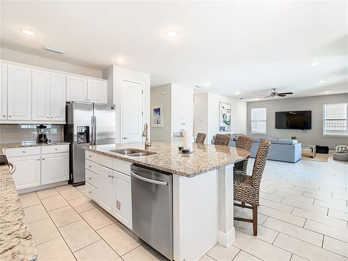 Image No.7-5 Bed Property for sale