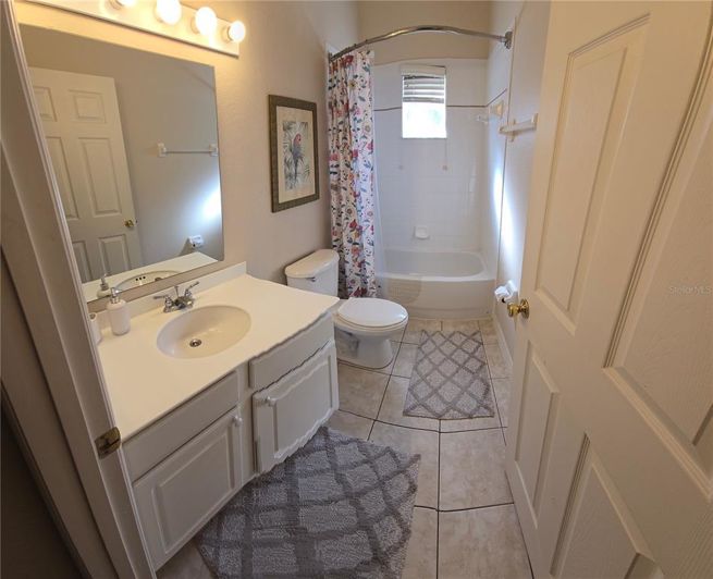 Image No.30-2 Bed Property for sale