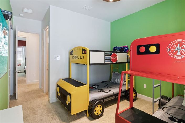 Image No.23-7 Bed Property for sale