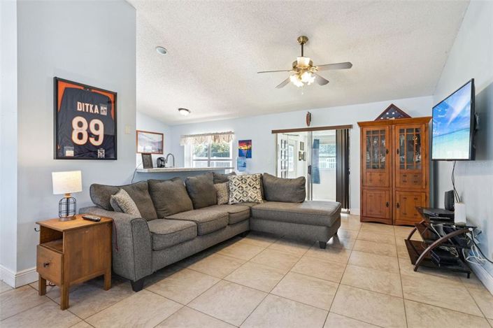 Image No.11-Propriété de 3 chambres à vendre à Clermont