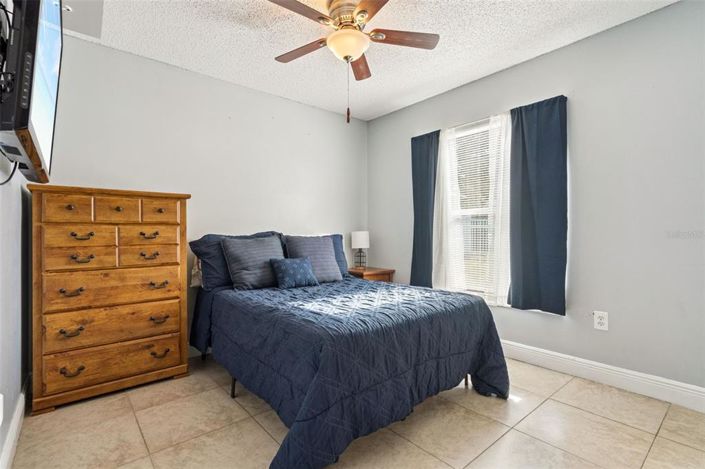 Image No.20-Propriété de 3 chambres à vendre à Clermont