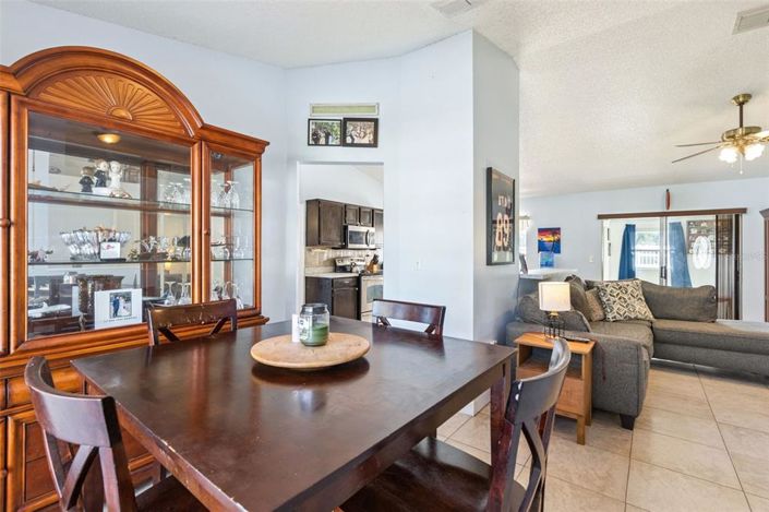 Image No.8-Propriété de 3 chambres à vendre à Clermont