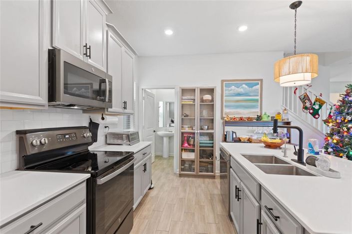 Image No.9-3 Bed Property for sale